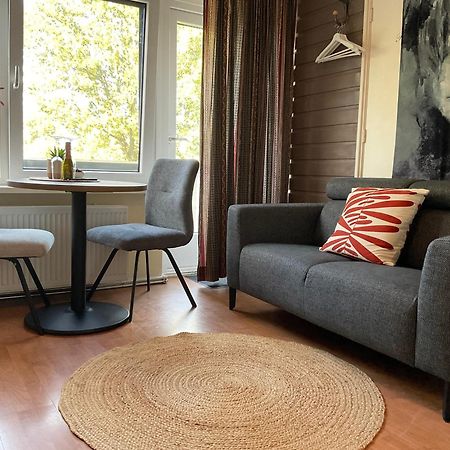 Comfortabele Familie Suite Met 2 Slaapkamers, Speelzolder, Balkon Den Ham Exteriér fotografie