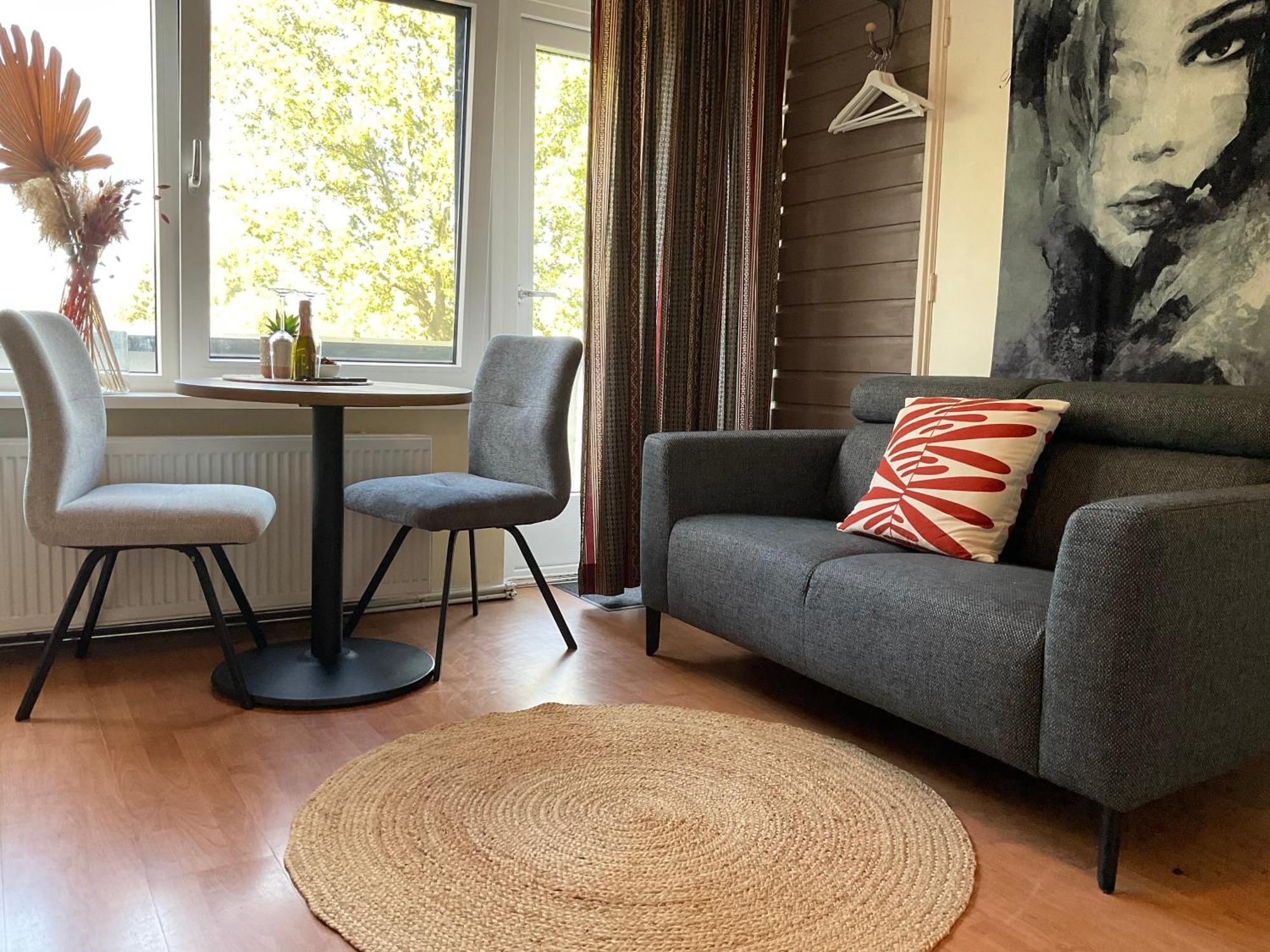 Comfortabele Familie Suite Met 2 Slk, Speelzolder, Balkon, Airco Den Ham Exteriér fotografie